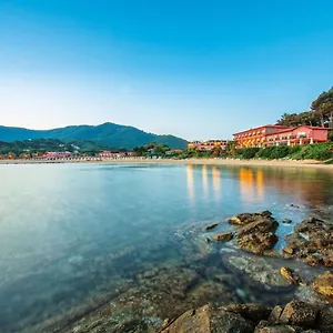 https://hotel-del-golfo-procchio.it-tuscanyhotel.com